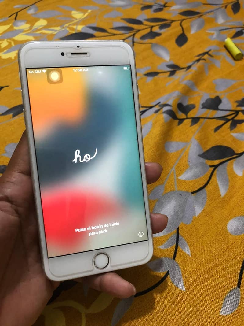 Apple iPhone 6S Plus 3