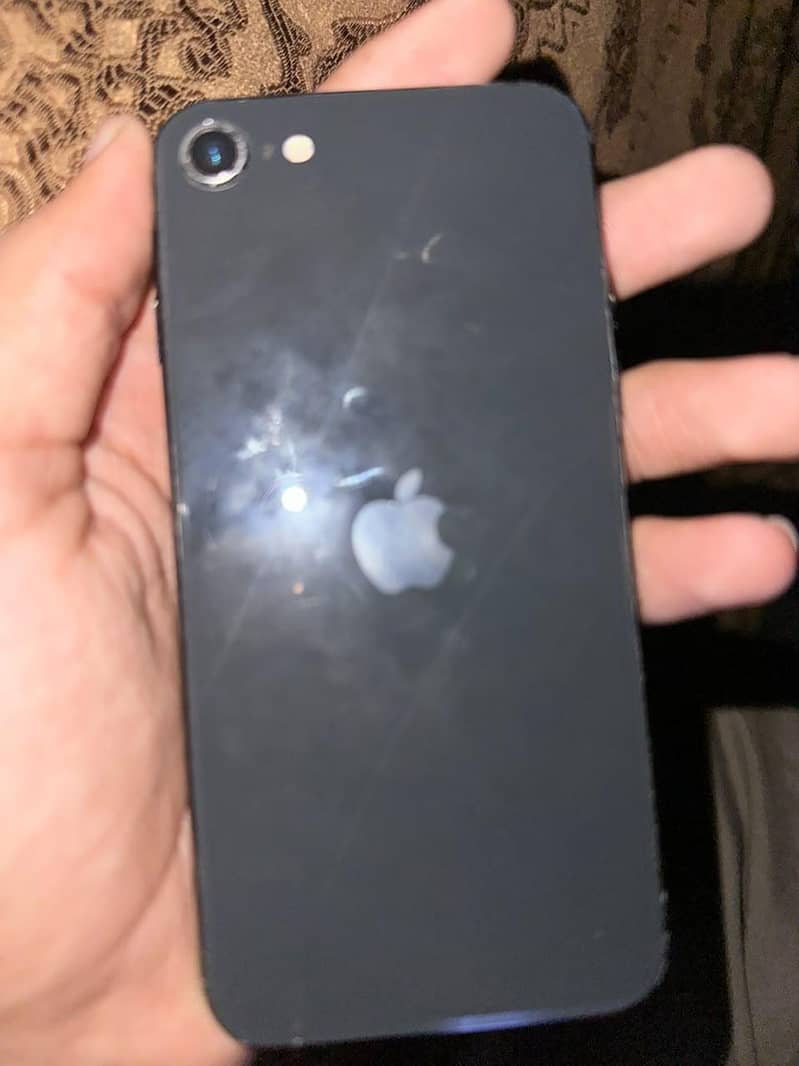 Apple iPhone SE 3