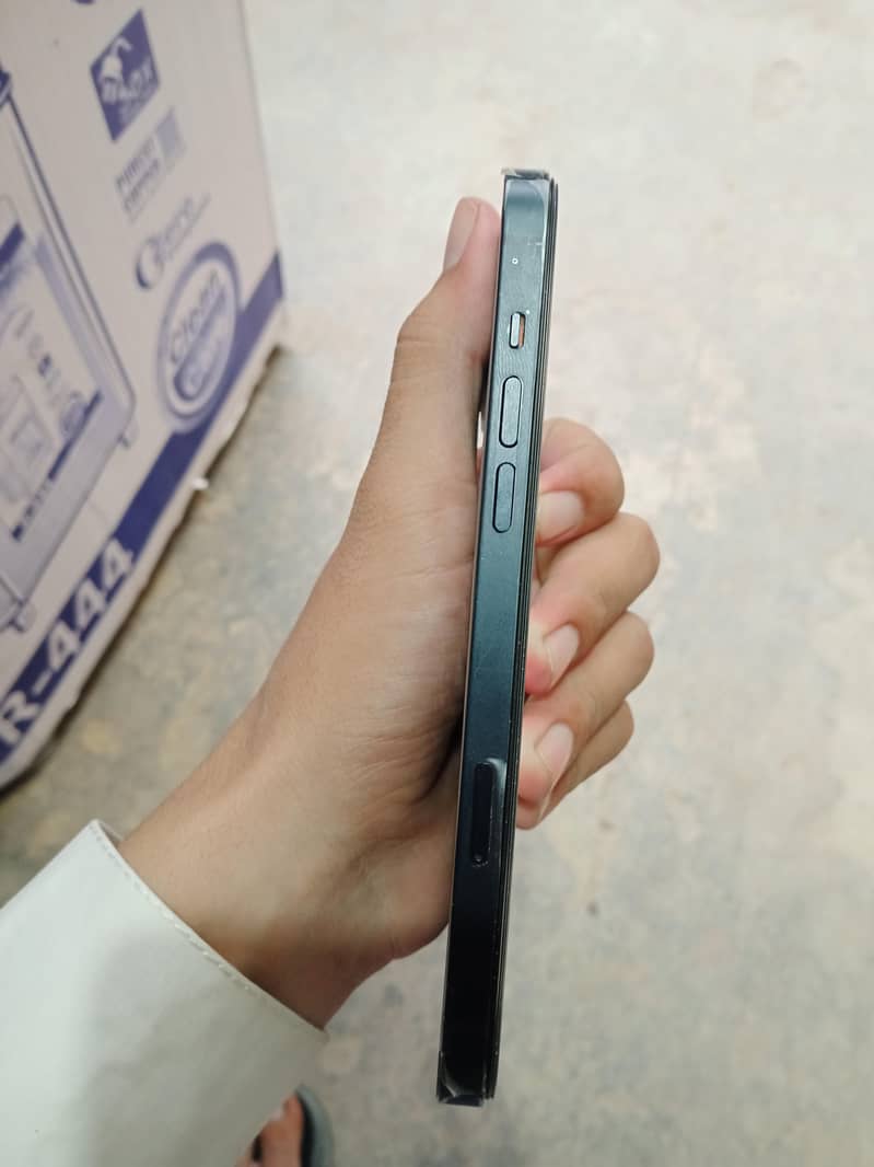 Apple iPhone 14 plus 1