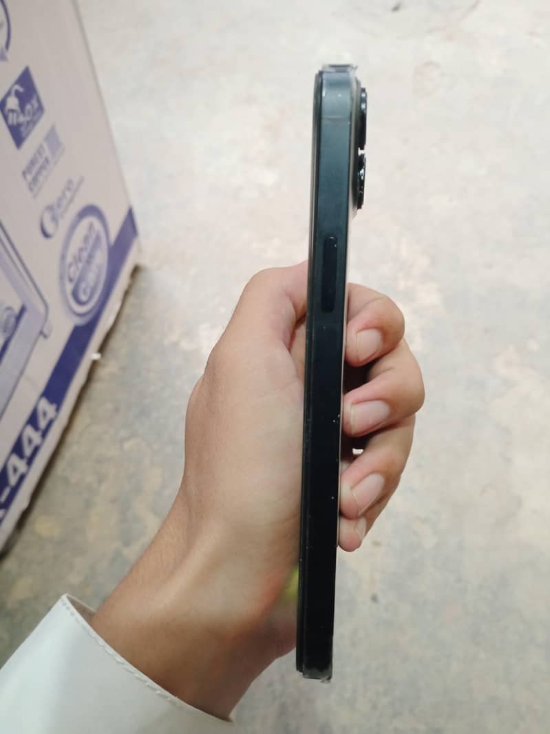 Apple iPhone 14 plus 2