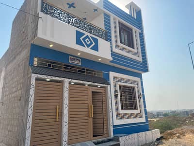 Single plus 1 room house for sale