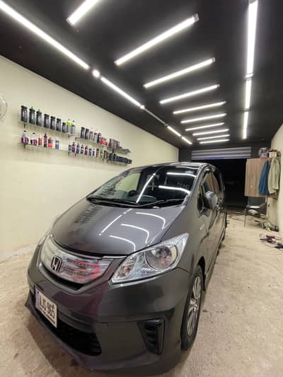 Honda Freed 2013