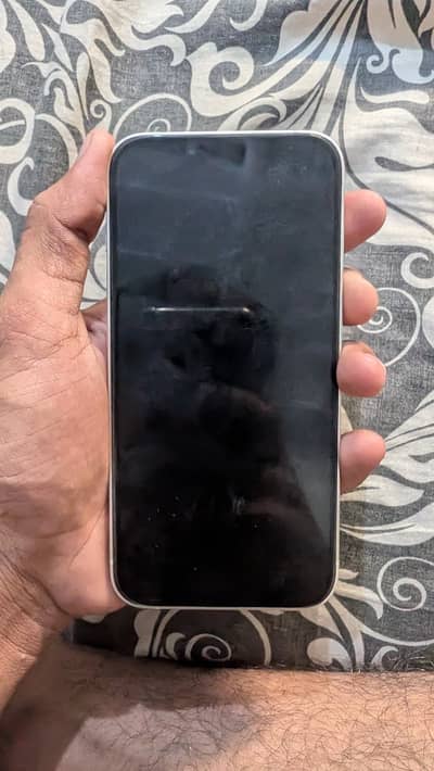 Apple iPhone 14 jv 128 battery 76