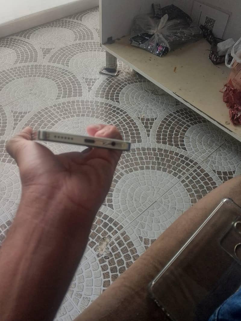 Tecno CAMON 20 3