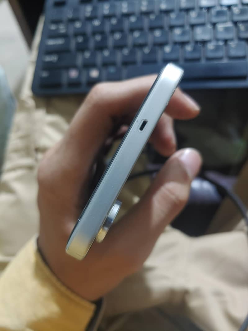 Tecno Spark 40 Pro 3