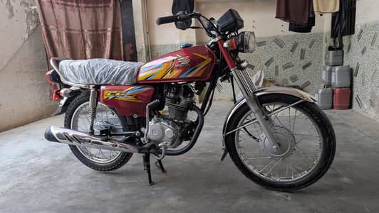 Honda 125 model 2014 good condition like new