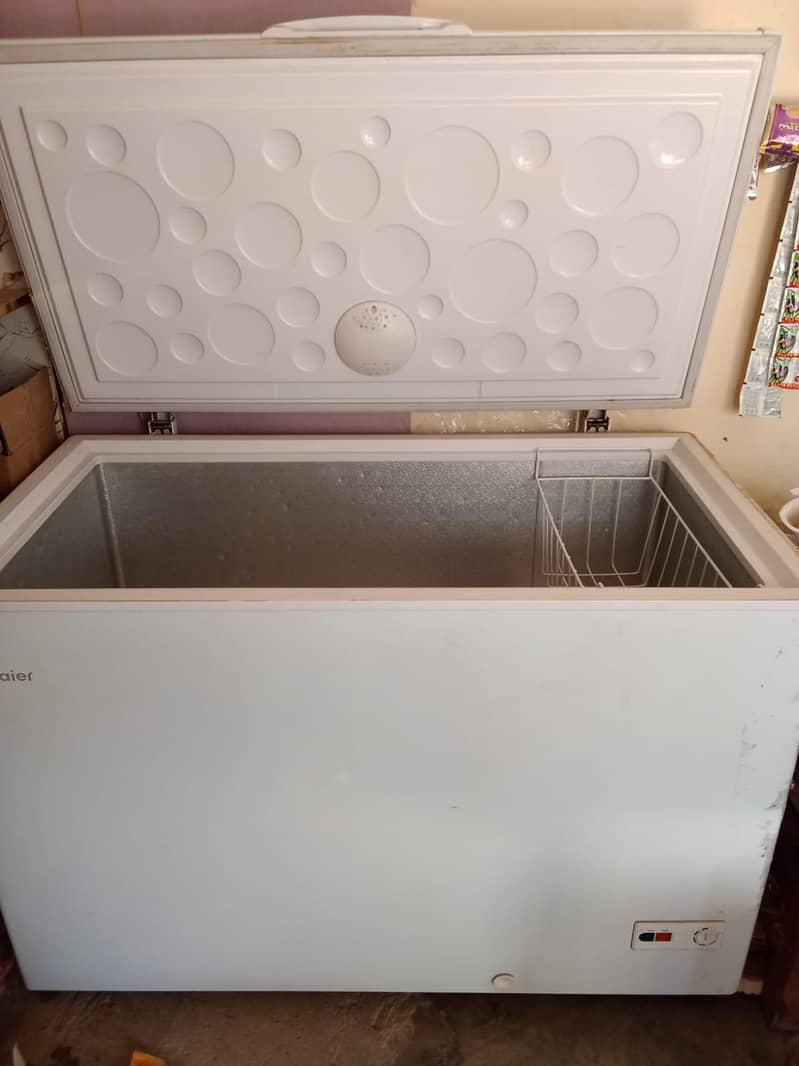 deep frezer. . one month used 4
