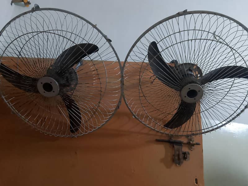 Bracket fan 1