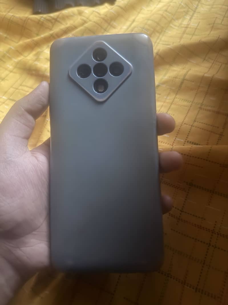 Infinix Zero 8i 1