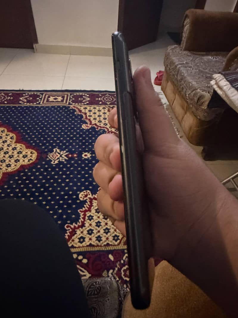 One Plus 10 Pro 5