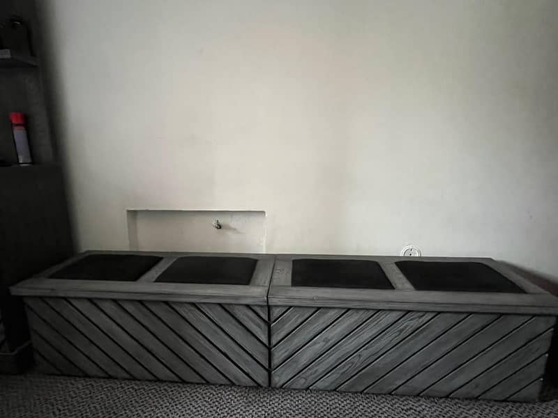 bed set with dressing 2