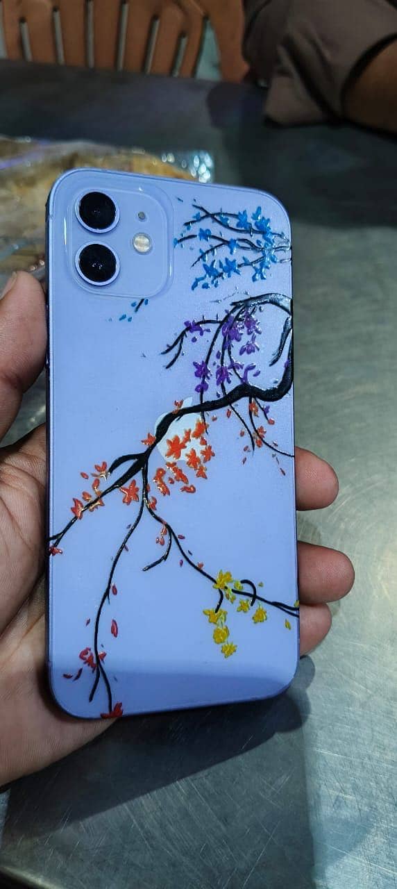 Apple iPhone 12 1