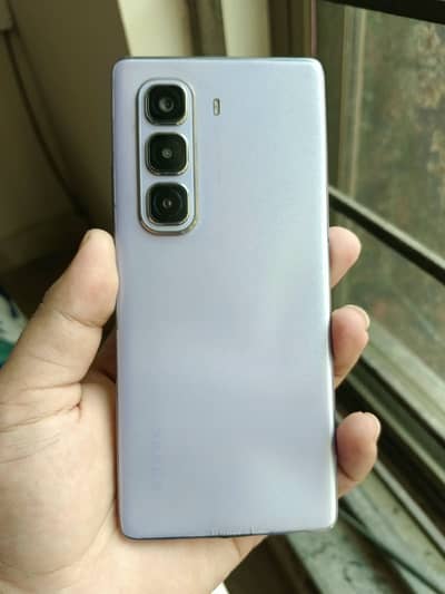 Hot 40 pro plus