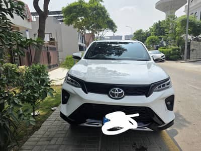 Toyota Fortuner Legender 2022