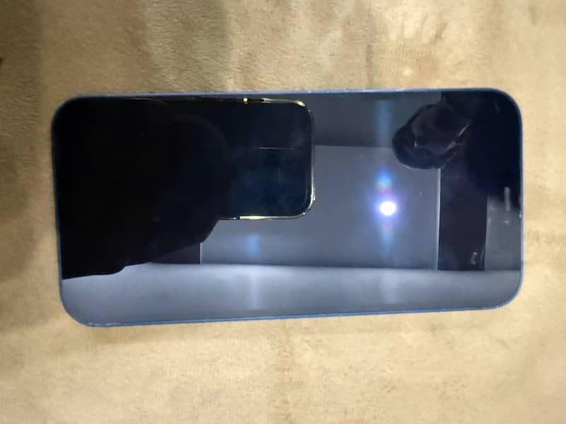 Apple iPhone 12 4