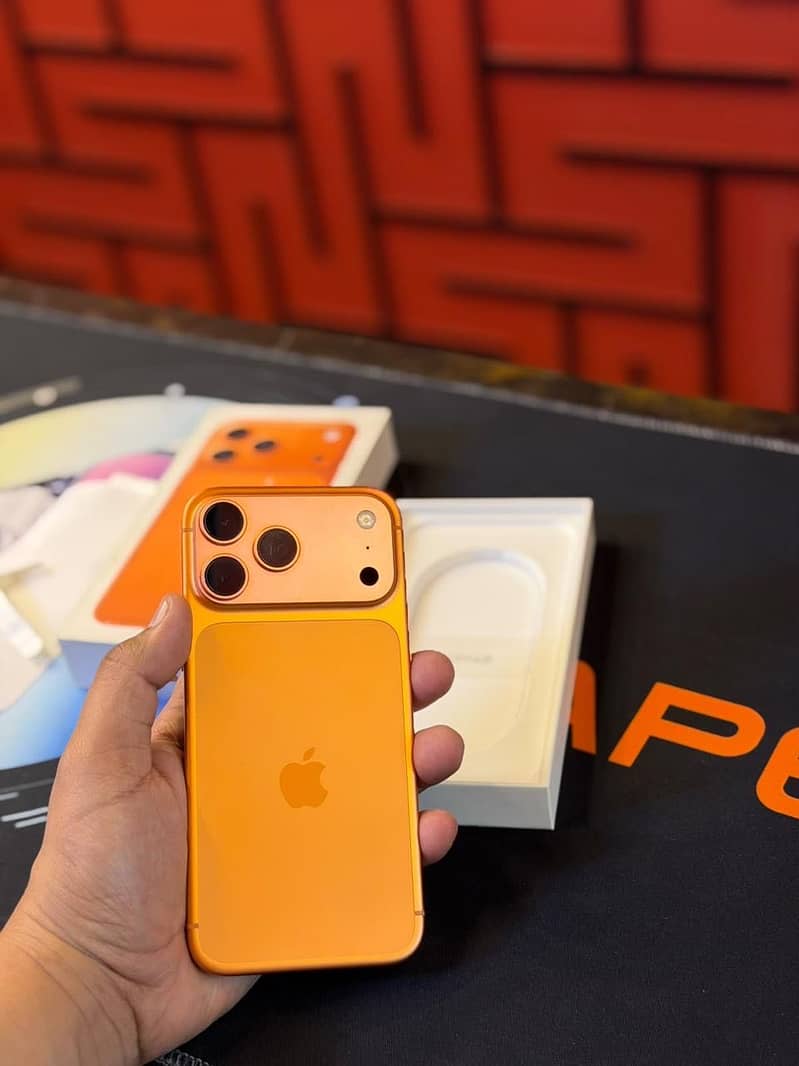 Apple iPhone 17 Pro Max 3