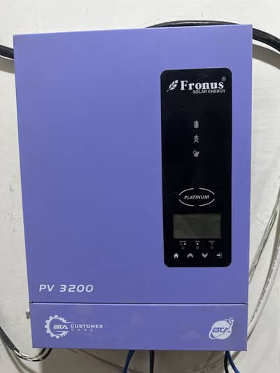 PV 3200 Fronus 2.6kW / 3000W hybrid solar inverter