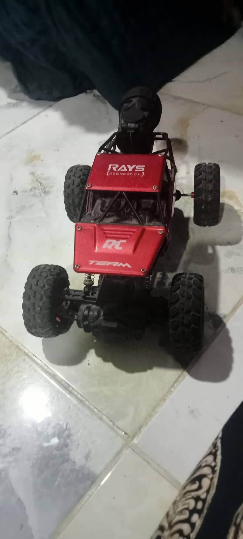 4 wheel charging car bilkul ok H remote control - Toys - 1120863626