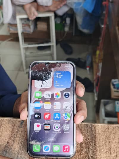 Apple iPhone 14