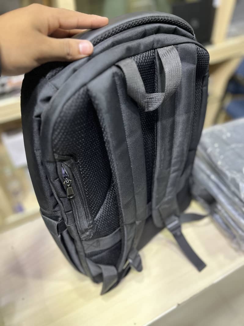 Laptop bag 2