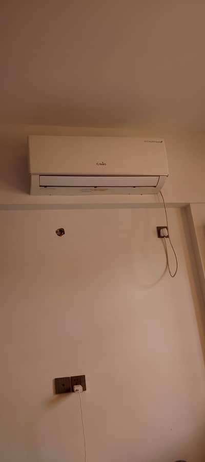 Haier/Enviro 1.5 Ton Inverter AC in running good condition