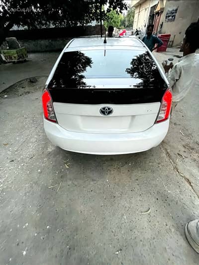 Toyota Prius 2014