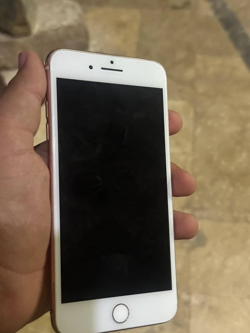 Apple iPhone 8 Plus 2