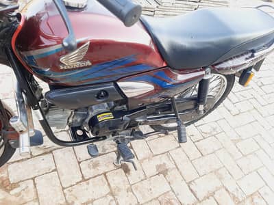 honda prider for sale 2017 model hai 1 lac 05 hazar demand hai