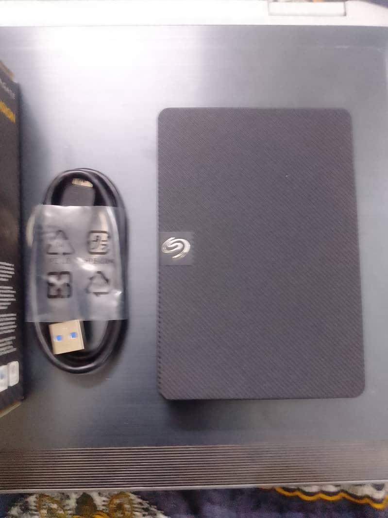 Hard drive 4tb 2