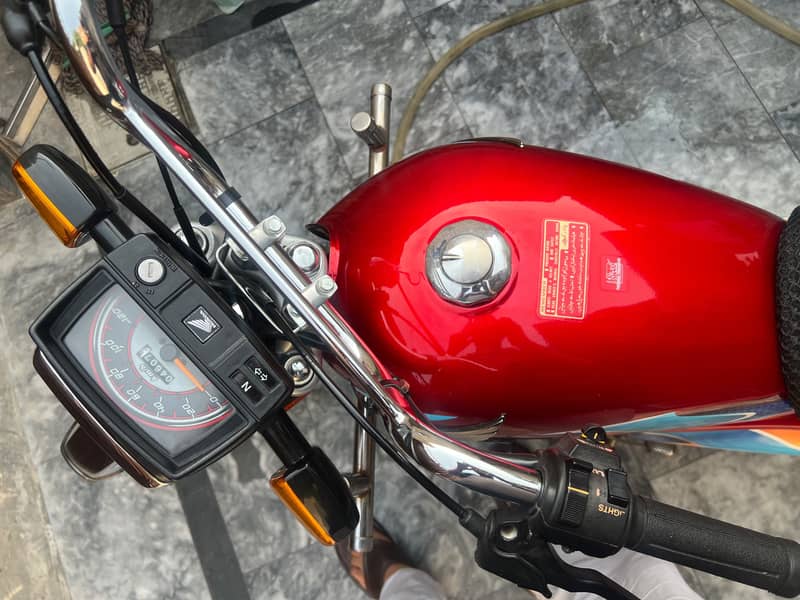Honda CD 70 9