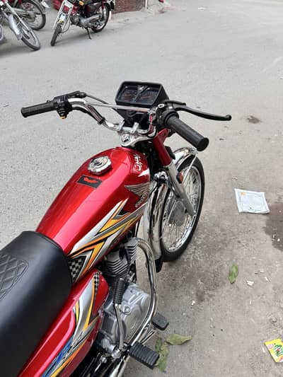 Honda CG-125 10/10 condition Neat n clean condition No Open Fit Bike