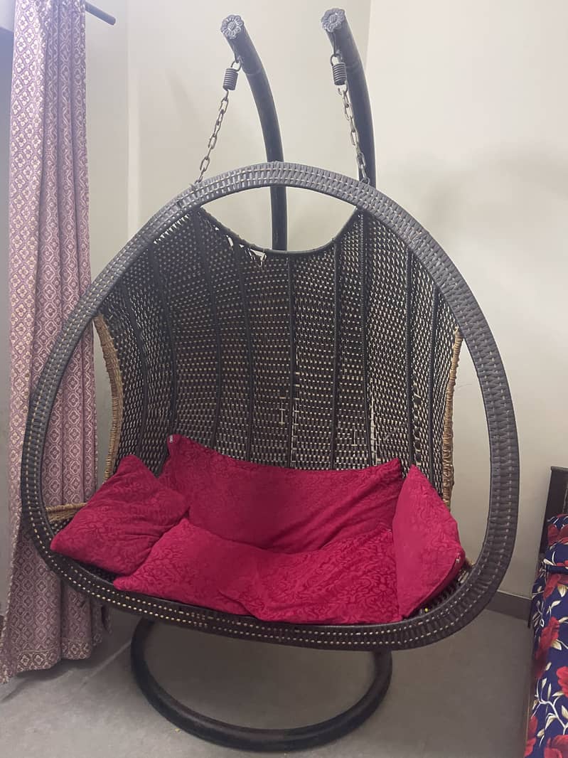 Woven egg swing 0