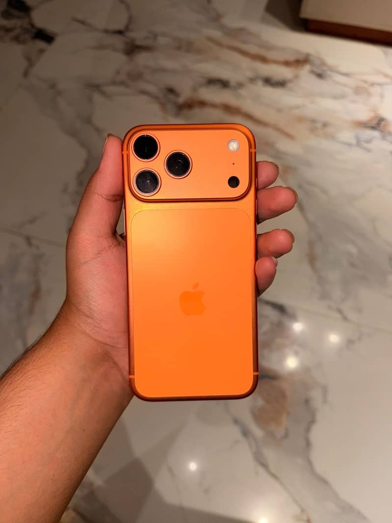 Apple iPhone 17 Pro Max 1