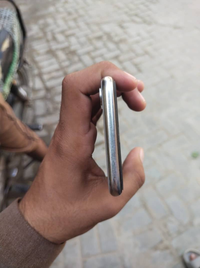 Apple iPhone X 1