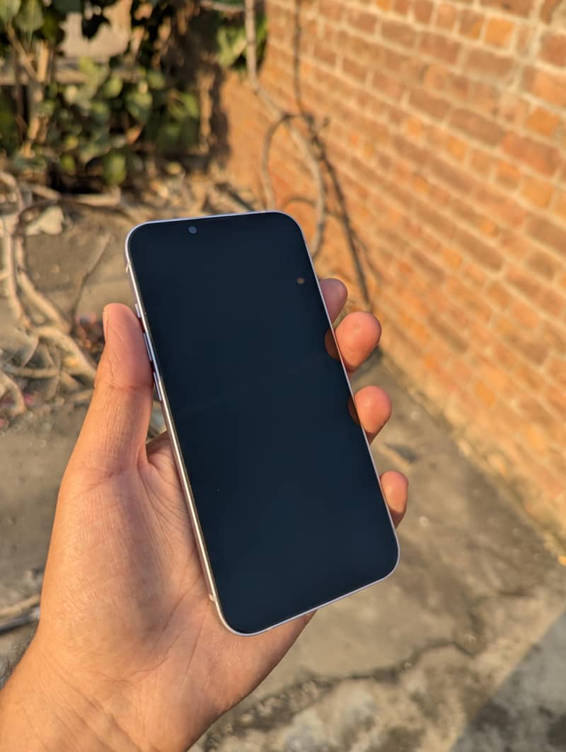 Apple iPhone 14 5