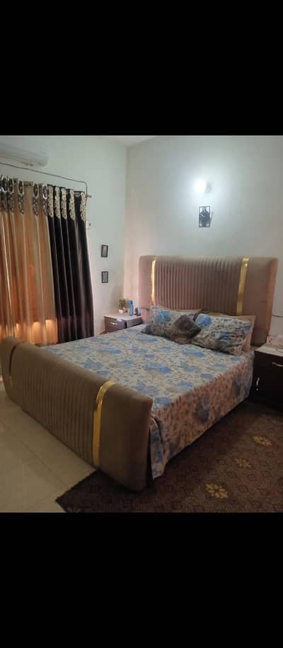 King size poshis bed