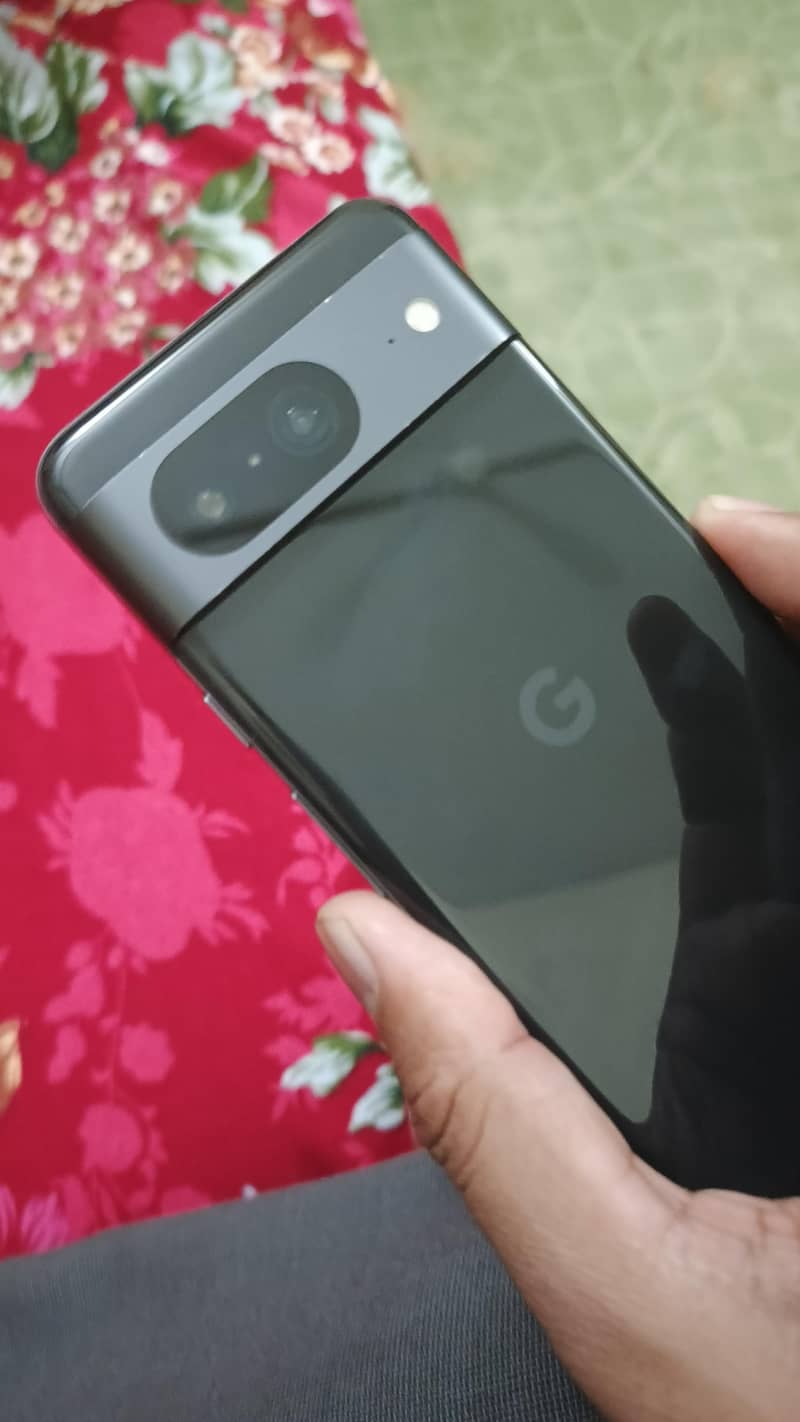 Google Pixel 8 0