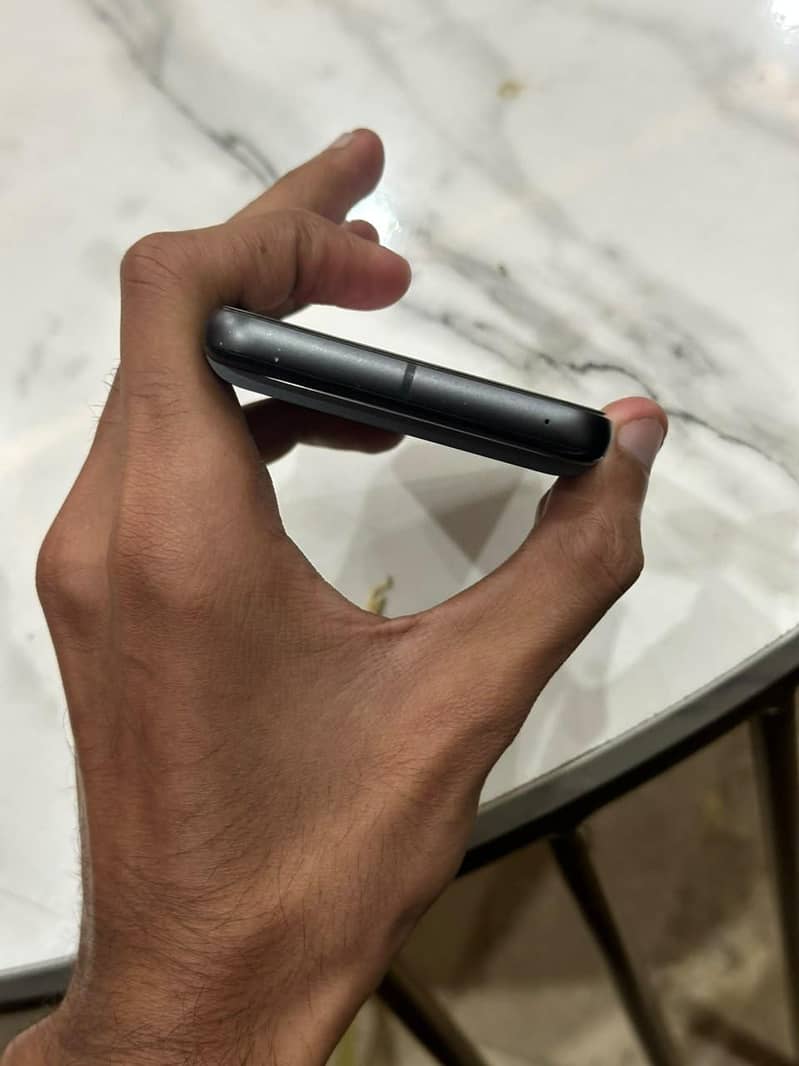 Google Pixel 8 3