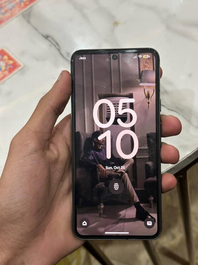 Google Pixel 8 5