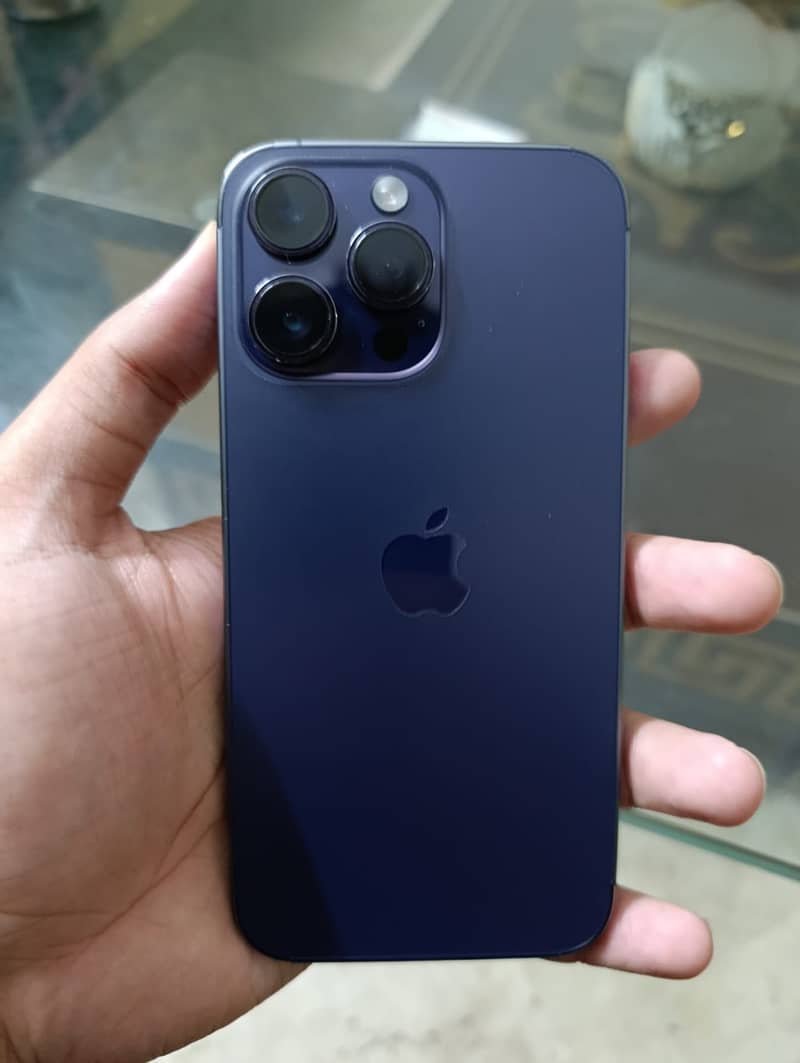 Apple iPhone 14 Pro Max 9