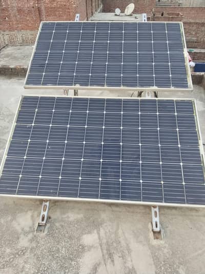 260 ya 250 watt solar hai ye 5000 ka ek penal hai
