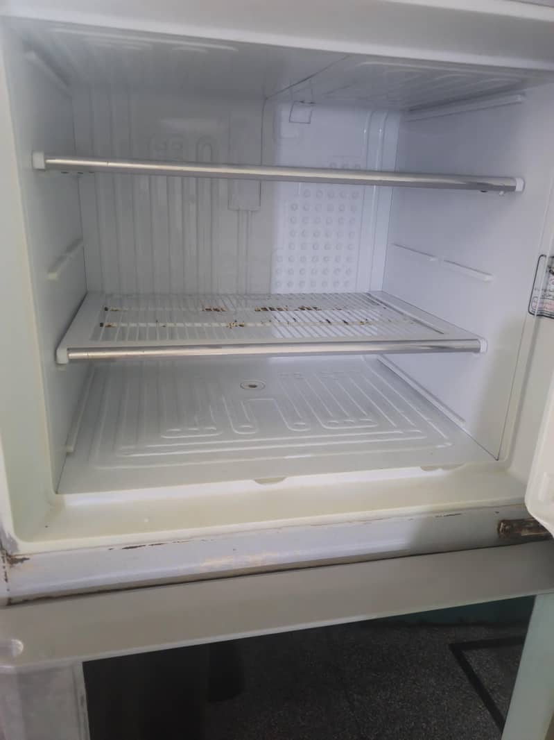 Dawlance Fridge 7
