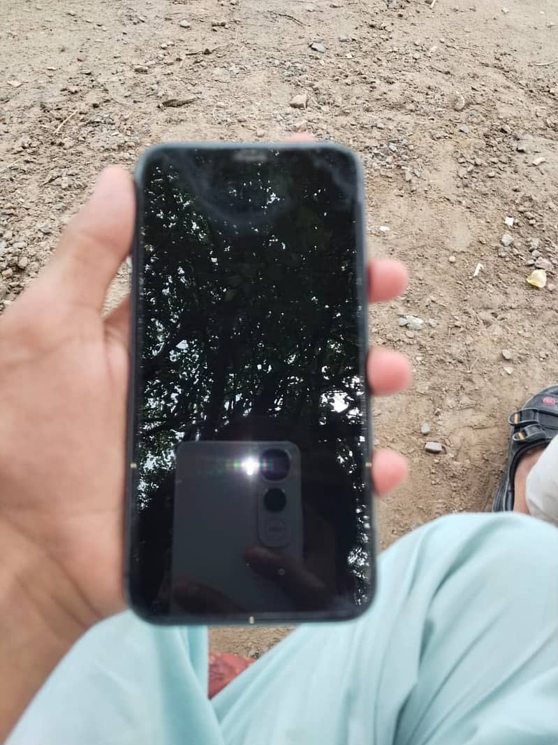 Apple iPhone 11 2