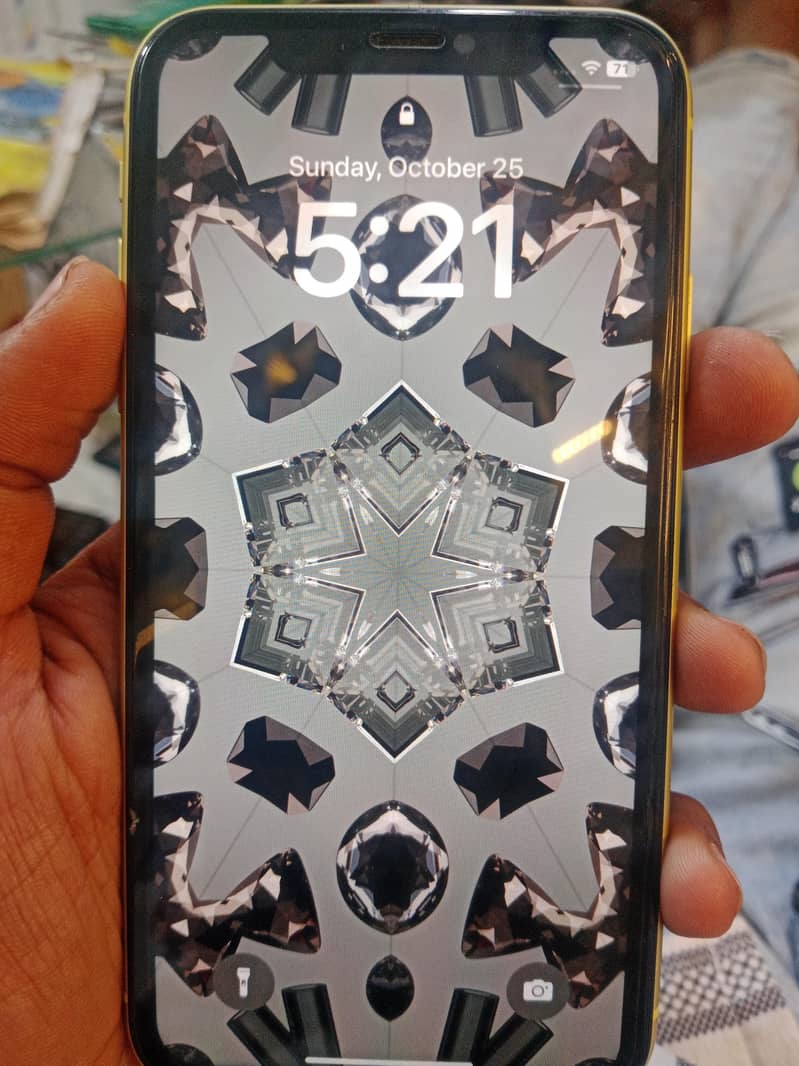 Apple iPhone 11 1