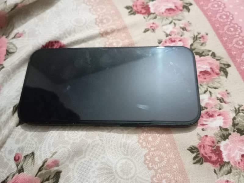 Apple iPhone 15 6