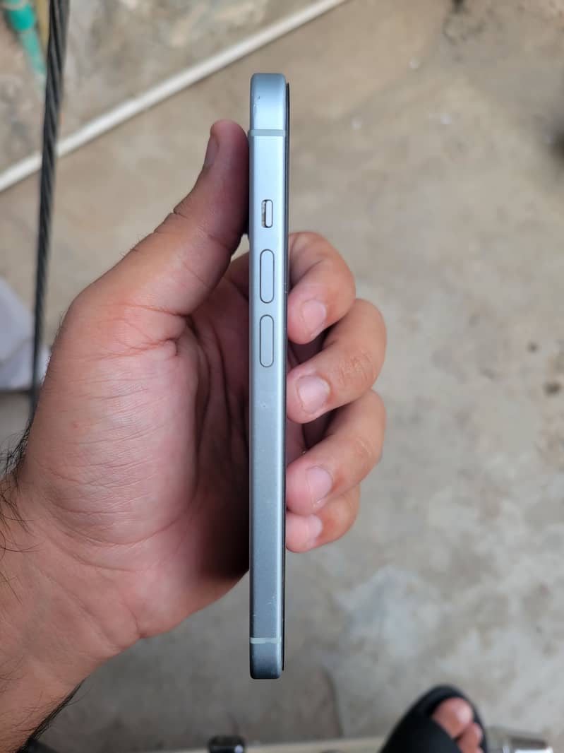 Apple iPhone 15 1
