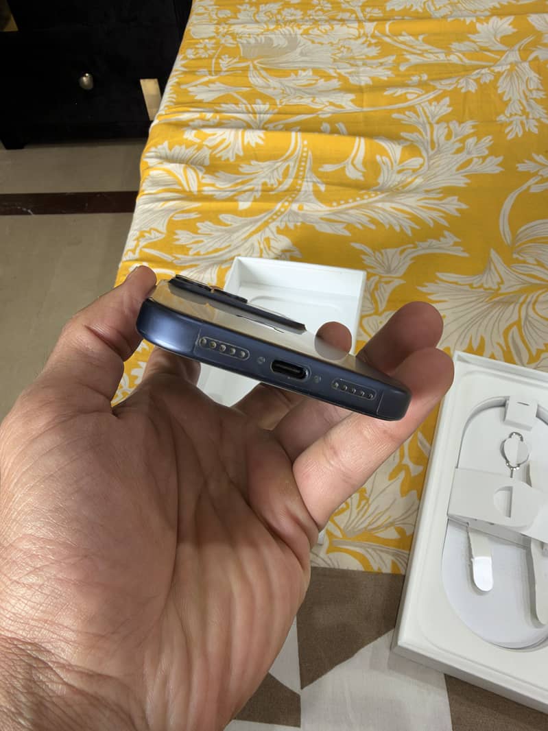 Apple iPhone 17 Pro 4