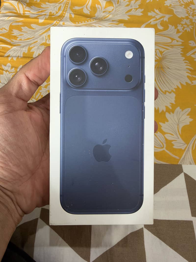Apple iPhone 17 Pro 6