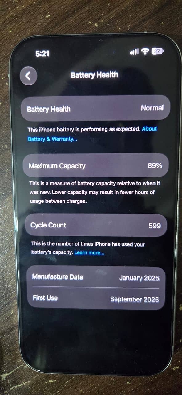 Apple iPhone 16 Pro 0