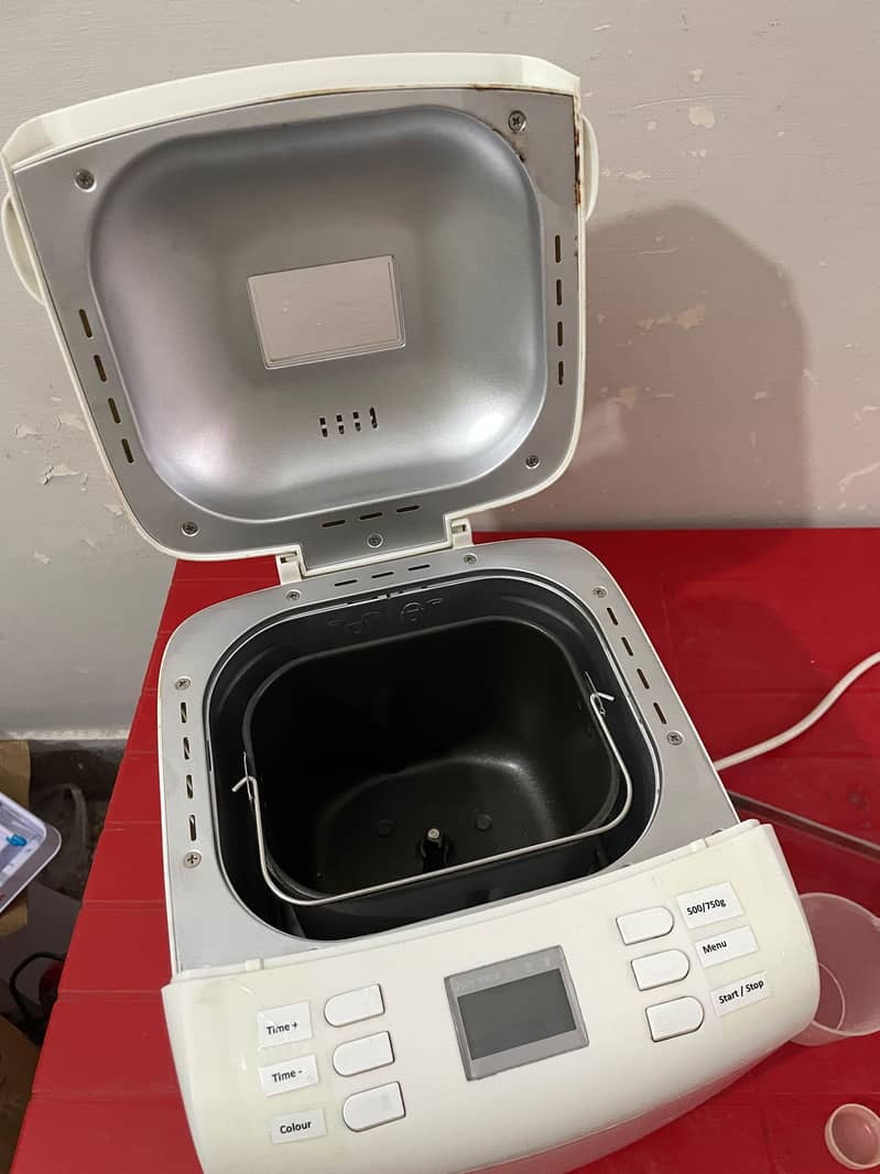 Philips Bread Maker/Dough Maker with Accessories 4
